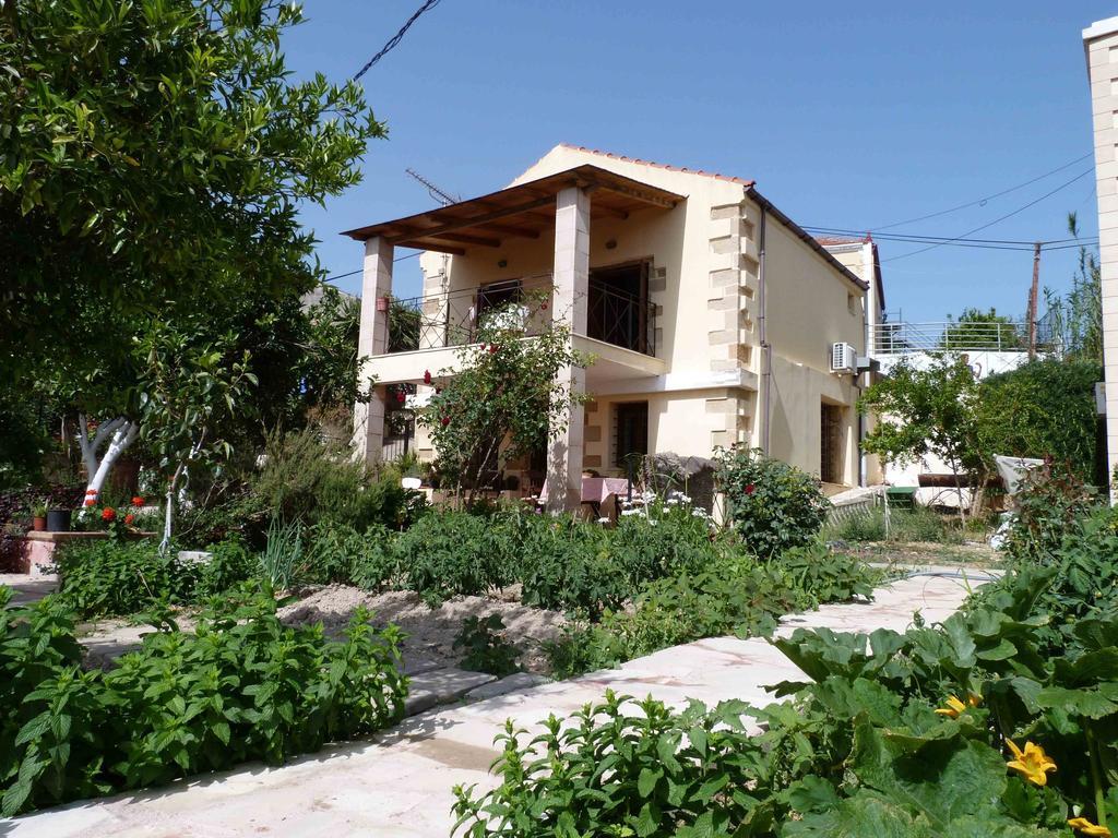 The Garden Villas Maleme  Exterior photo