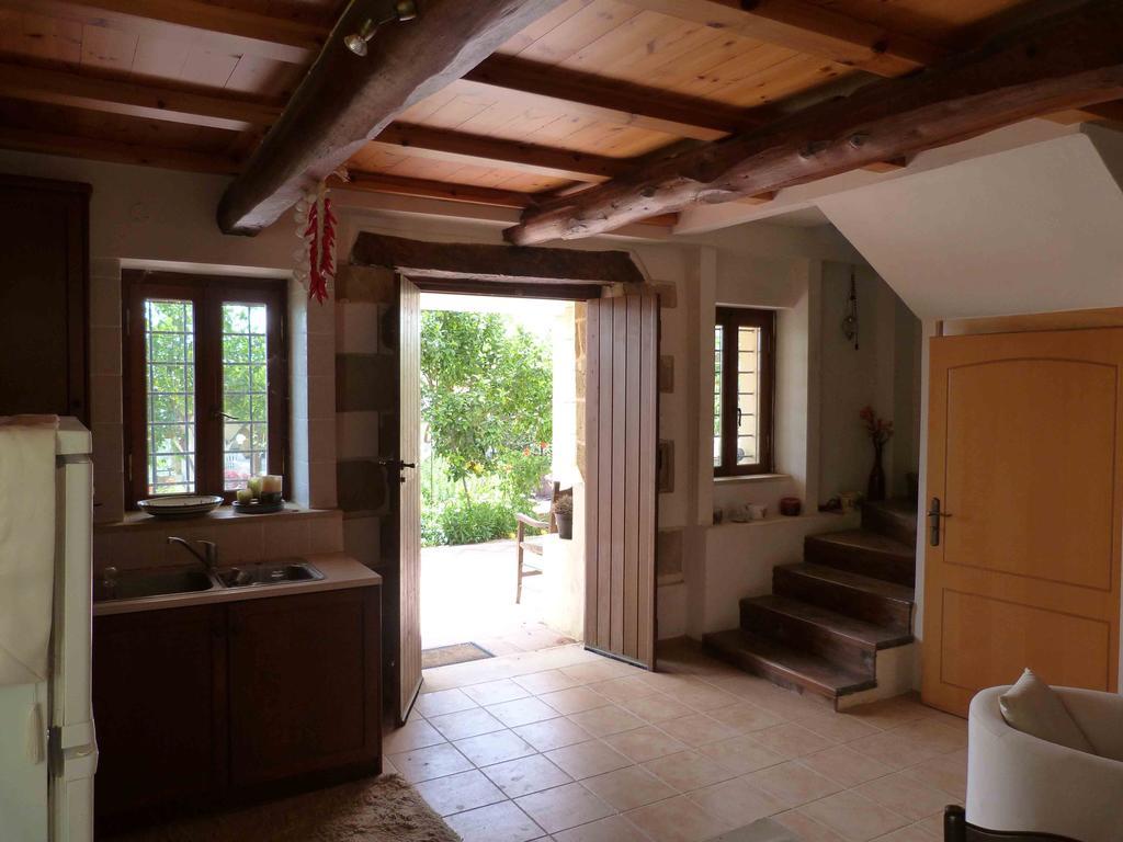 The Garden Villas Maleme  Exterior photo